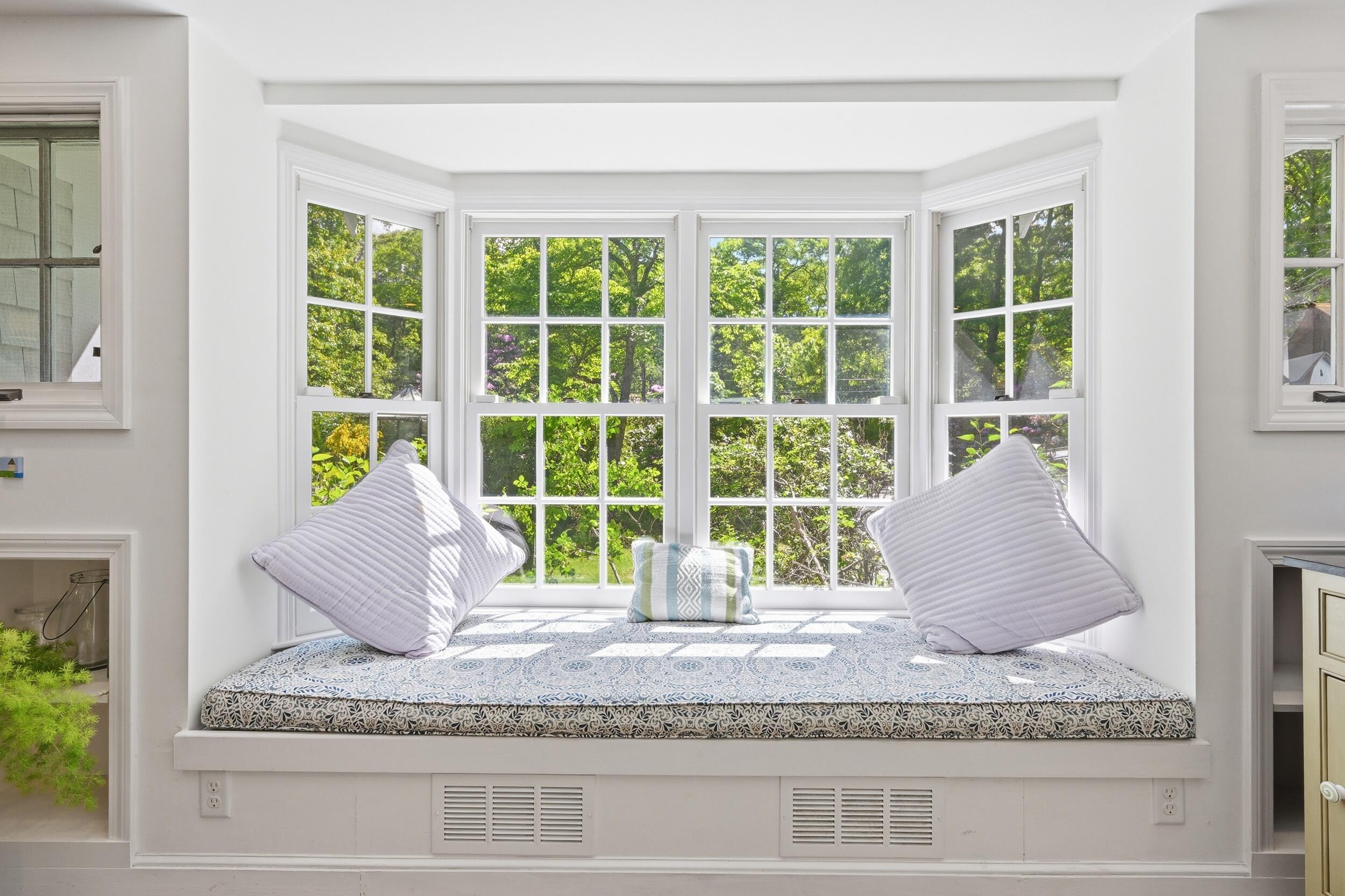 27 Two Ponds Road Falmouth, MA 02540 - Photo 17 of 43 window seat in kitchen