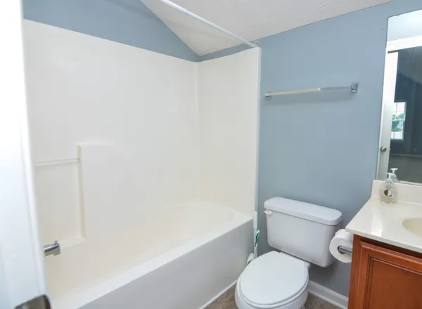 $2,200 | 1728 Odessa Avenue, Murfreesboro, TN 37128