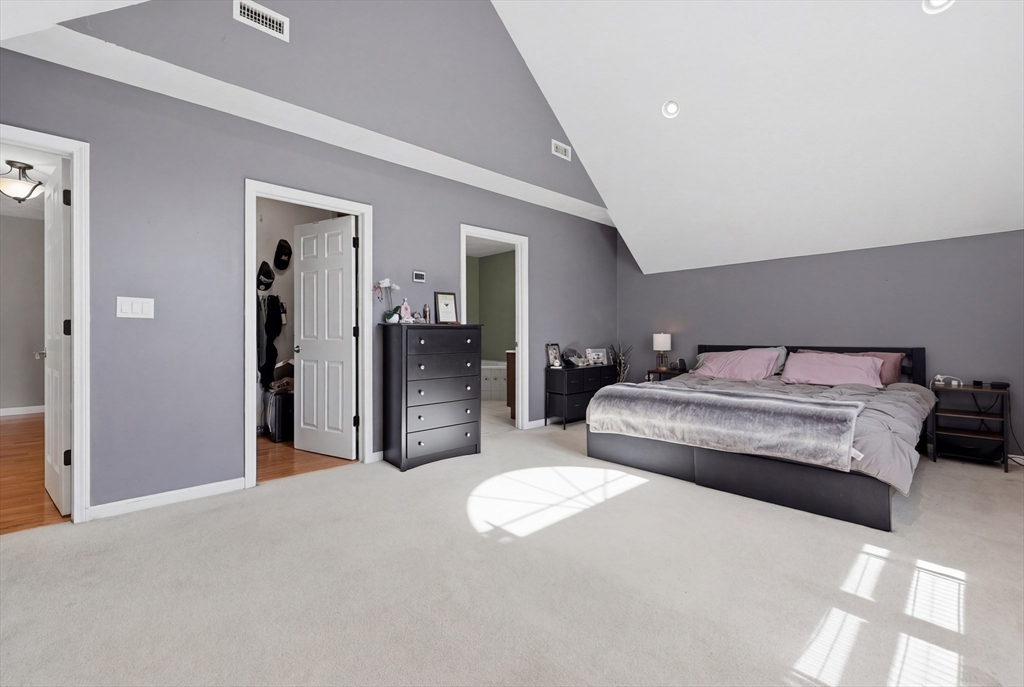 192 Southbridge Road Dudley, MA 01571 - Photo 12 of 38