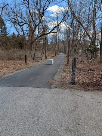 $589,500 | 192 Southbridge Road, Dudley, MA 01571