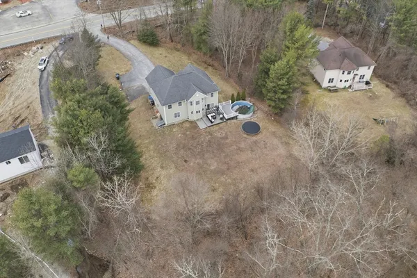 $589,500 | 192 Southbridge Road, Dudley, MA 01571