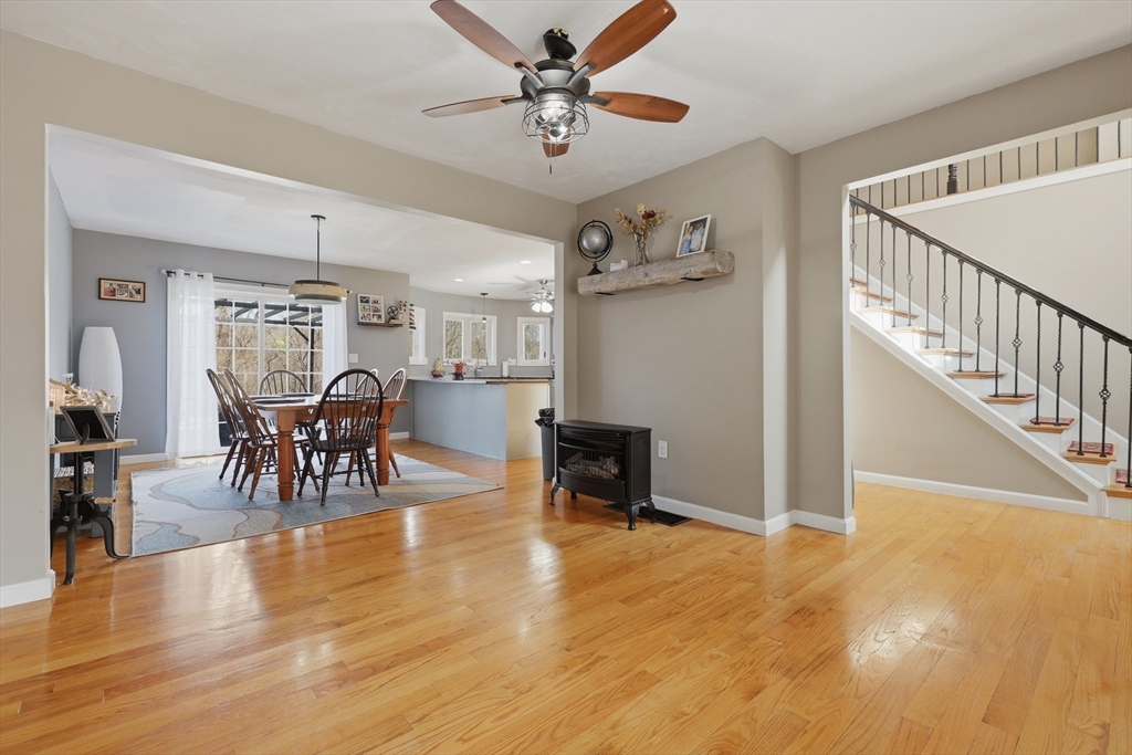 192 Southbridge Road Dudley, MA 01571 - Photo 5 of 38