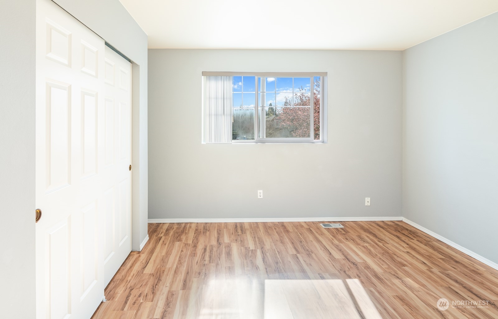 4823 148th Place Southwest Edmonds, WA 98026 - Photo 13 of 23 Gallery Image 13