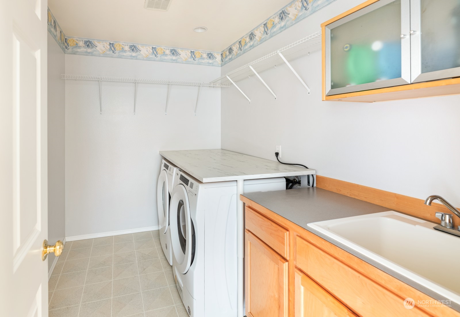 4823 148th Place Southwest Edmonds, WA 98026 - Photo 15 of 23 Gallery Image 15