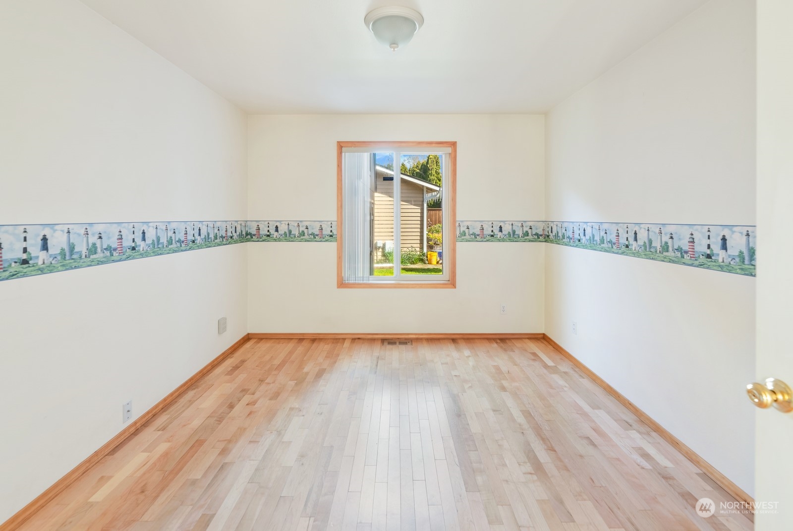 4823 148th Place Southwest Edmonds, WA 98026 - Photo 16 of 23 Gallery Image 16