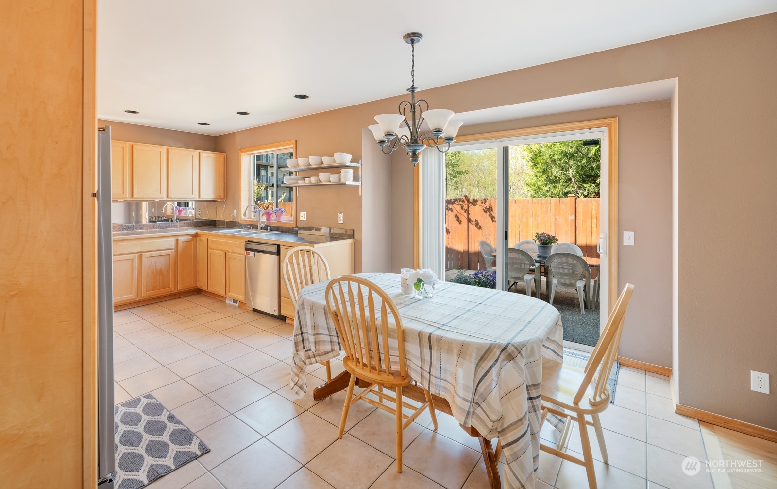 4823 148th Place Southwest Edmonds, WA 98026 - Photo 7 of 23 Gallery Image 7