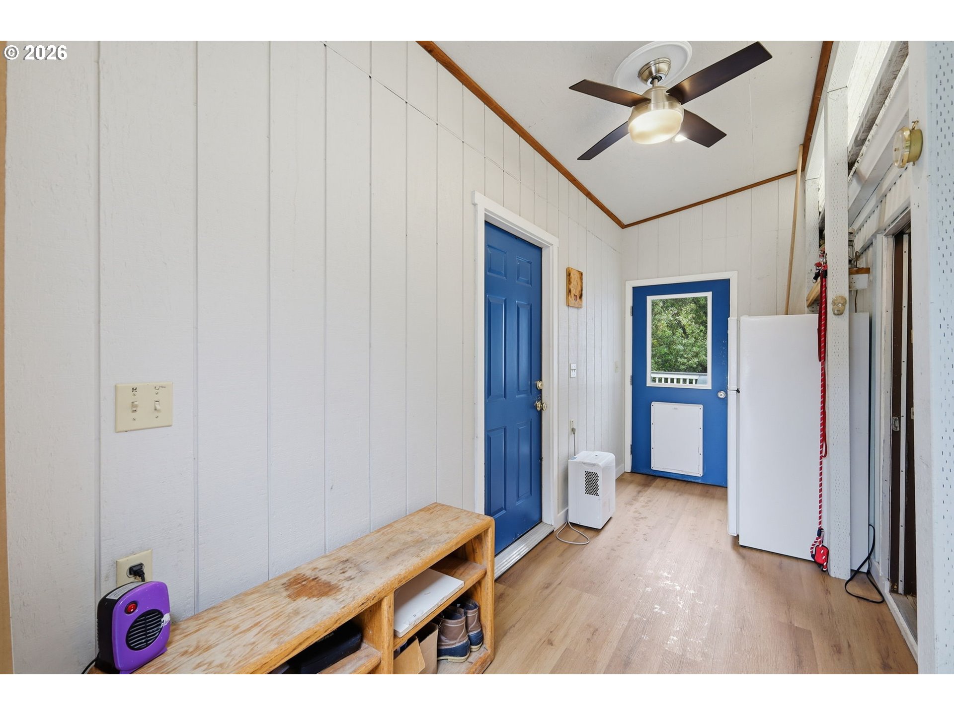 1600 Rhododendron Drive, Unit 76 Florence, OR 97439 - Photo 3 of 36 a view interior of the house