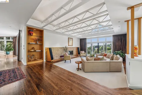 $2,499,000 | 2223 Tunnel Road, Oakland, CA 94611