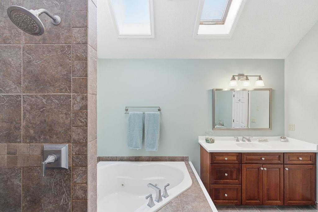 190 Chase Way, Unit 190 Manchester, NH 03104 - Photo 23 of 37