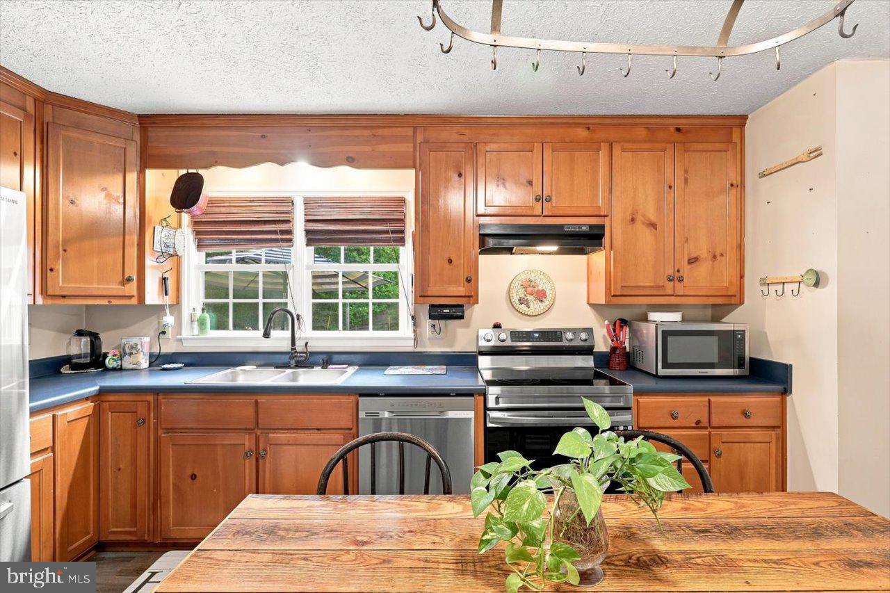 188 Ice Pond Road Millboro, VA 24460 - Photo 10 of 32 Gallery Image 10