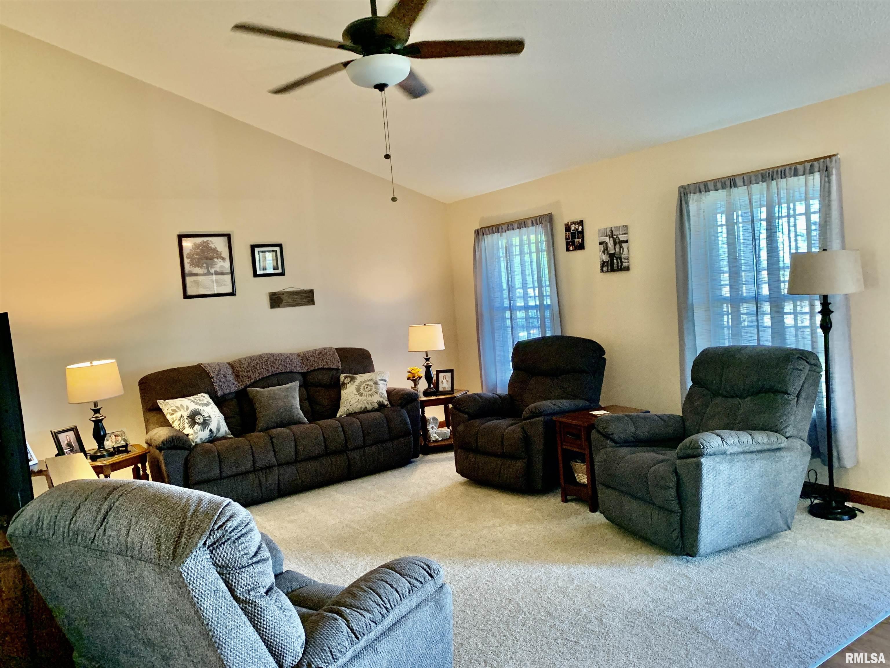 2099 New Lake Road Jacksonville, IL 62650 - Photo 30 of 74 Gallery Image 30