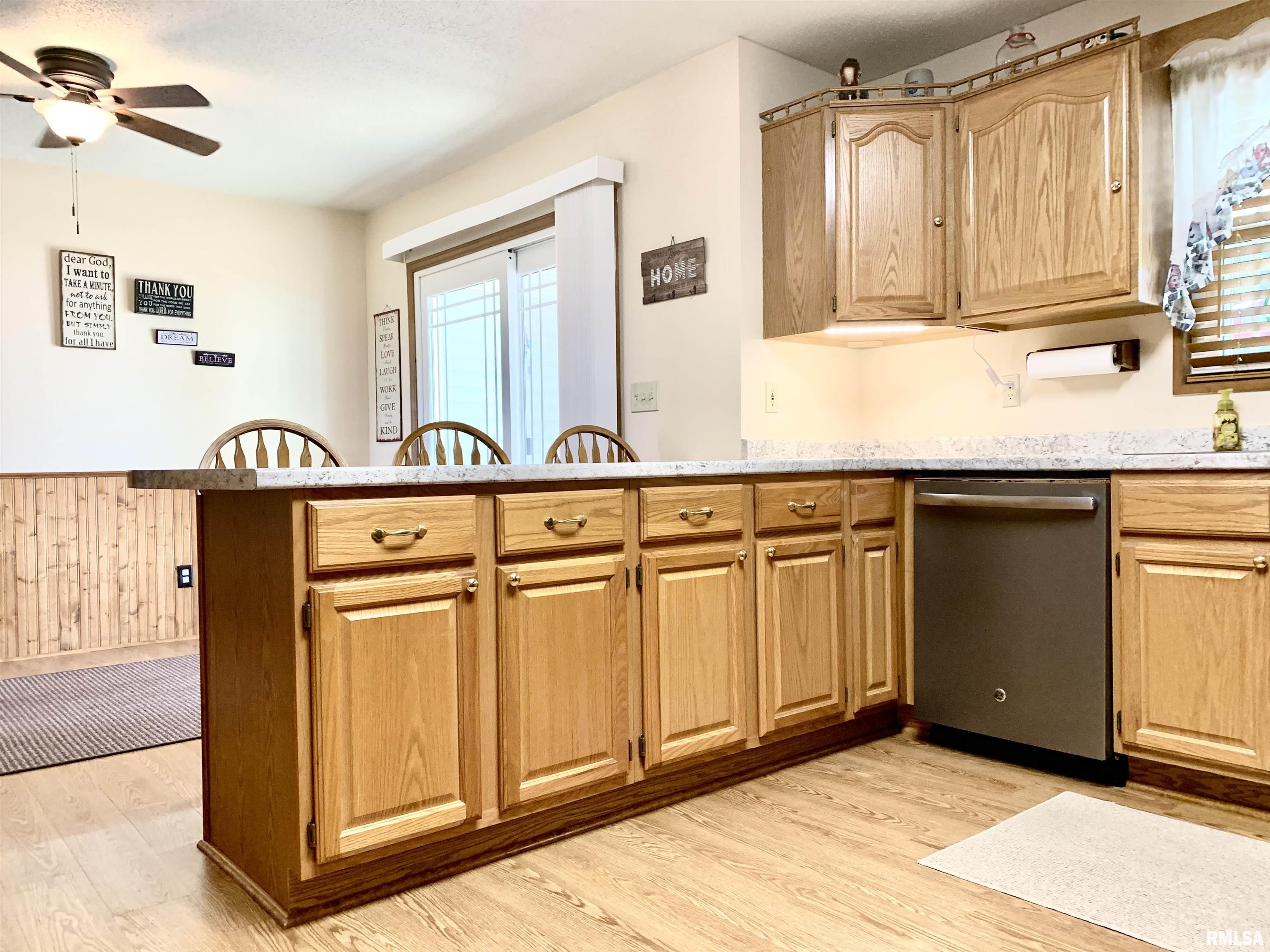 2099 New Lake Road Jacksonville, IL 62650 - Photo 37 of 74 Gallery Image 37