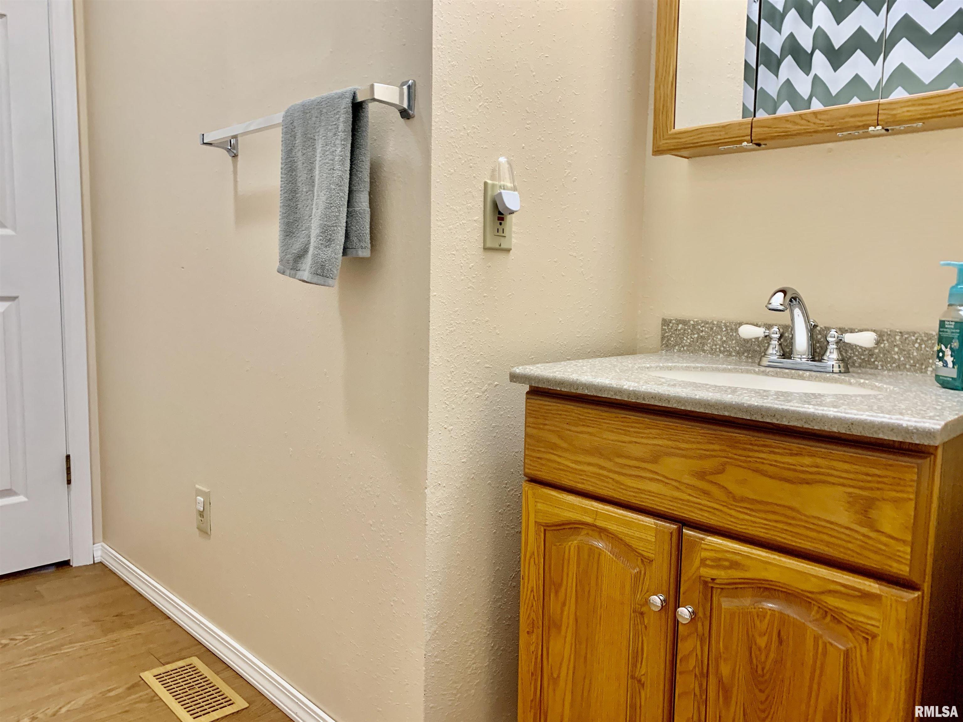 2099 New Lake Road Jacksonville, IL 62650 - Photo 61 of 74 Gallery Image 61