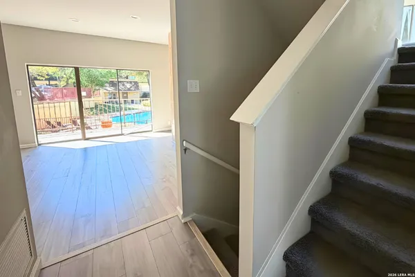 $1,690 | 8642 Fredericksburg Road, Unit 703, San Antonio, TX 78240