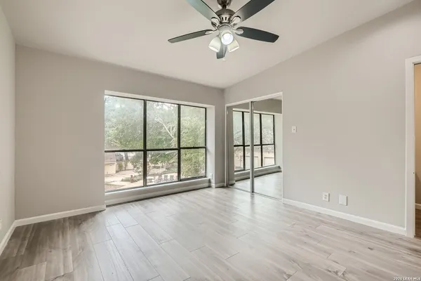 $1,690 | 8642 Fredericksburg Road, Unit 703, San Antonio, TX 78240