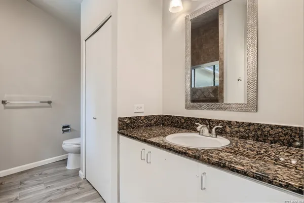 $1,690 | 8642 Fredericksburg Road, Unit 703, San Antonio, TX 78240