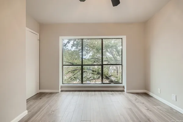 $1,690 | 8642 Fredericksburg Road, Unit 703, San Antonio, TX 78240