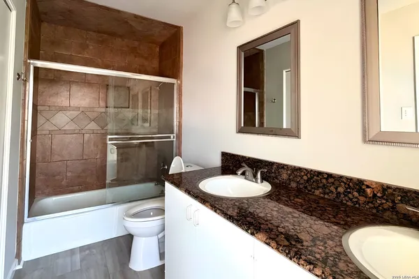 $1,690 | 8642 Fredericksburg Road, Unit 703, San Antonio, TX 78240