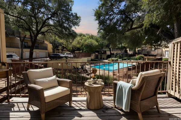 $1,690 | 8642 Fredericksburg Road, Unit 703, San Antonio, TX 78240