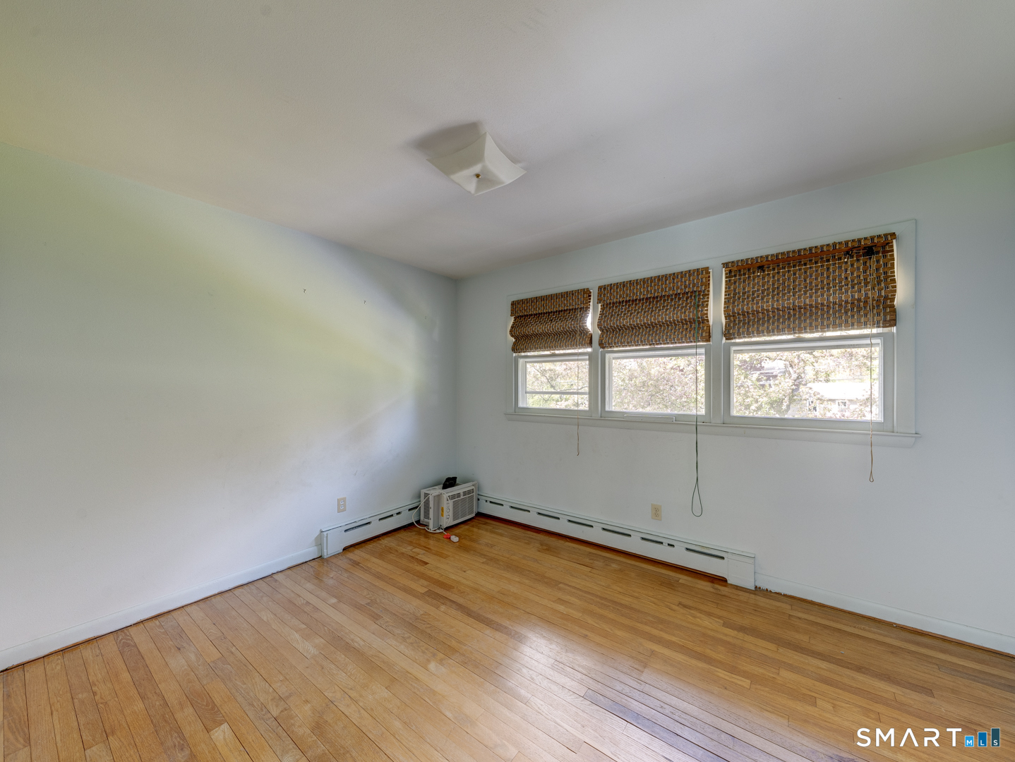 284 Chestnut Hill Road Torrington, CT 06790 - Photo 23 of 37 third bedroom