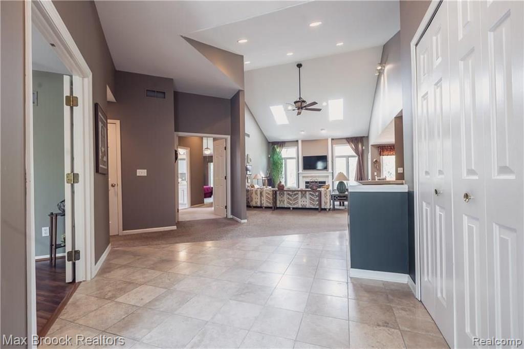 3147 Fairgrove Terrace, Unit 7 Rochester Hills, MI 48309 - Photo 10 of 52