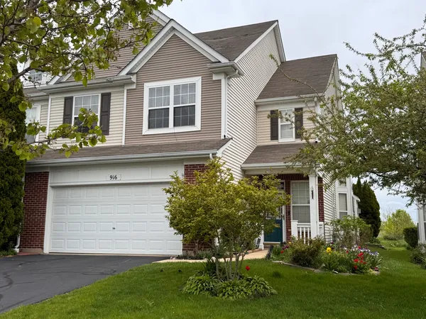 $2,800 | 916 Bluebell Circle, Unit 916, Joliet, IL 60431