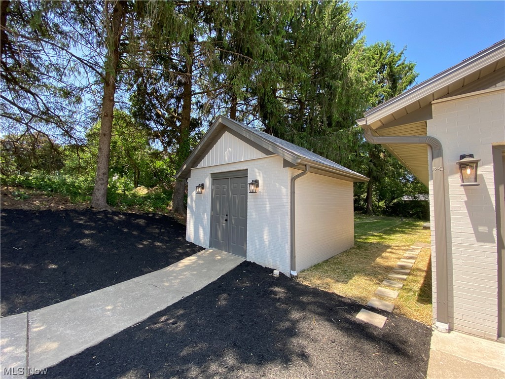 3657 Batdorf Road Wooster, OH 44691 - Photo 4 of 25 Gallery Image 4