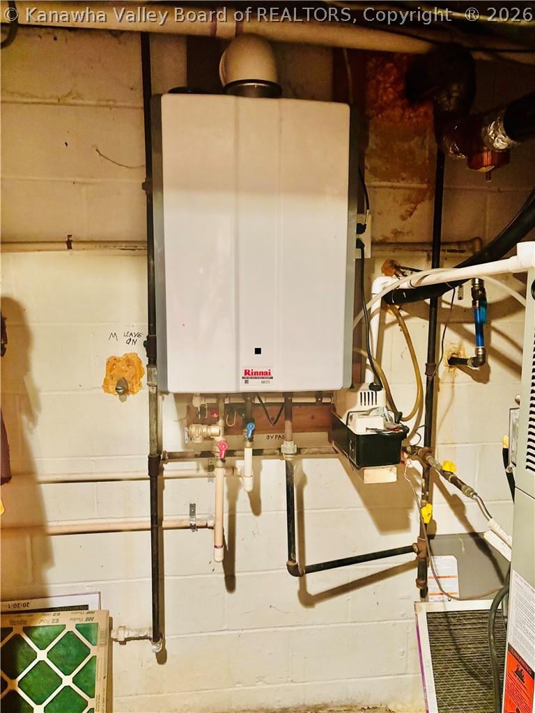 174 Chafin Br Road Chapmanville, WV 25508 - Photo 23 of 30 Endless hotwater tank