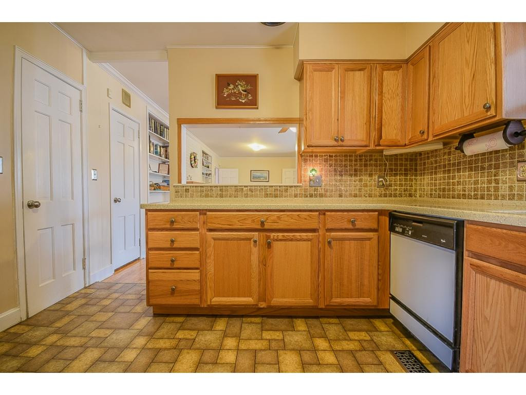 4306 Stagecoach Road Kingsport, TN 37664 - Photo 12 of 36 Photo 12