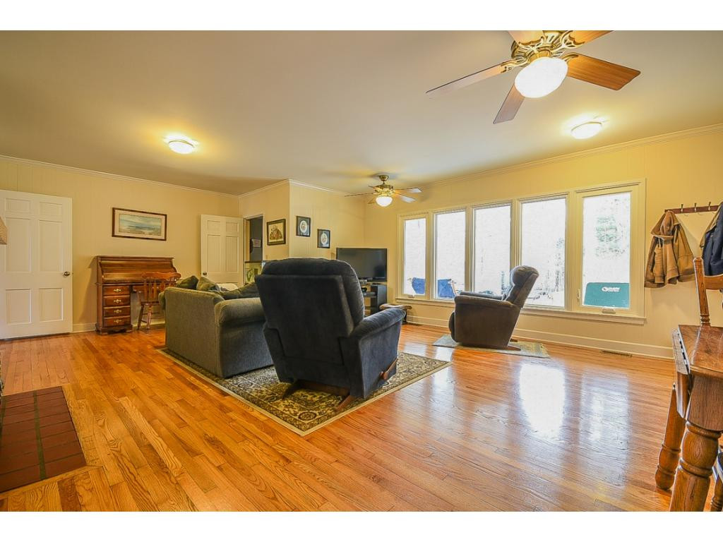 4306 Stagecoach Road Kingsport, TN 37664 - Photo 13 of 36 Photo 13
