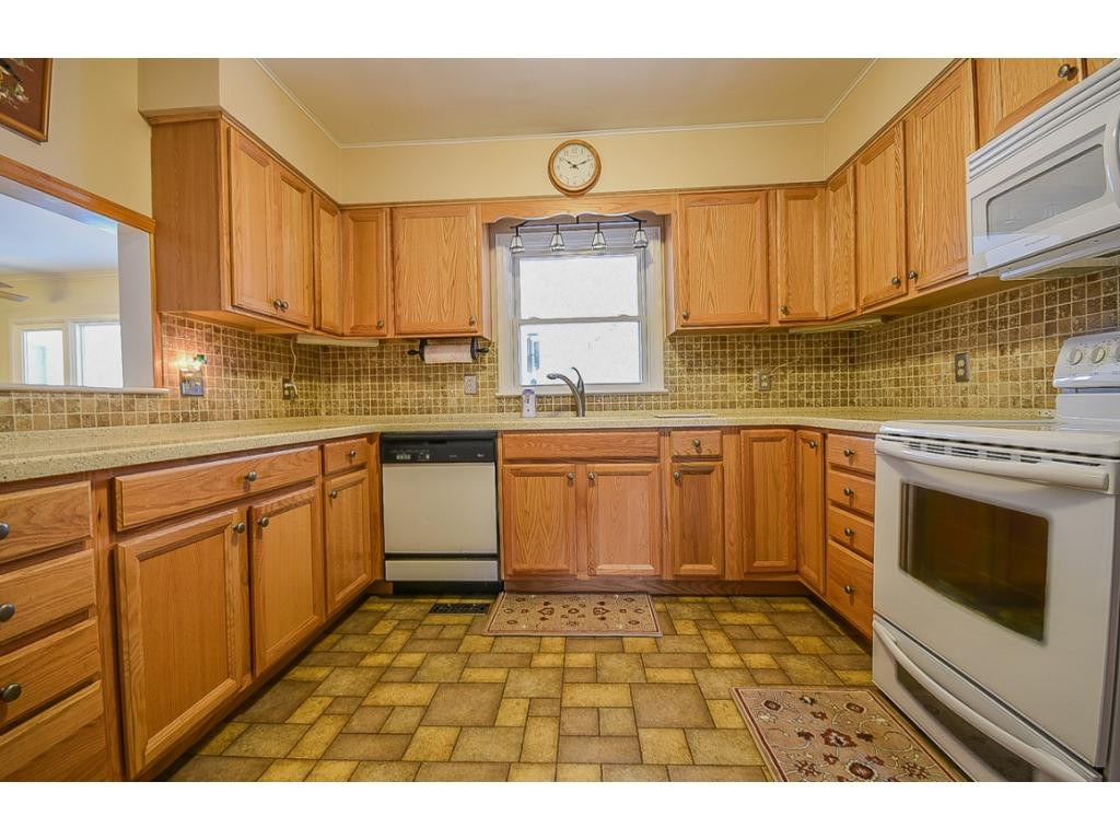 4306 Stagecoach Road Kingsport, TN 37664 - Photo 9 of 36 Photo 9