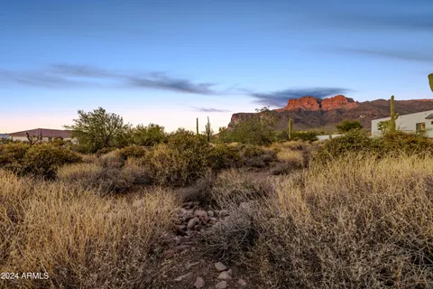 $449,000 | 7255 East Grand View Lane, Unit 86, Gold Canyon, AZ 85119