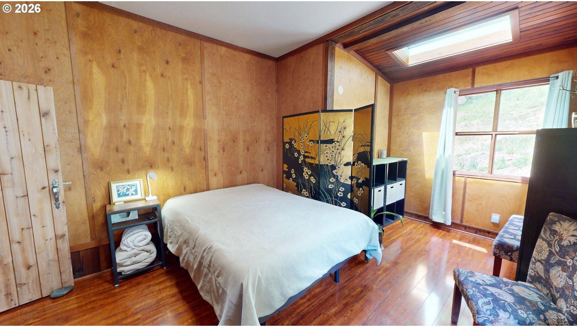 27837 Thimbleberry Road Gold Beach, OR 97444 - Photo 21 of 27 Bedroom