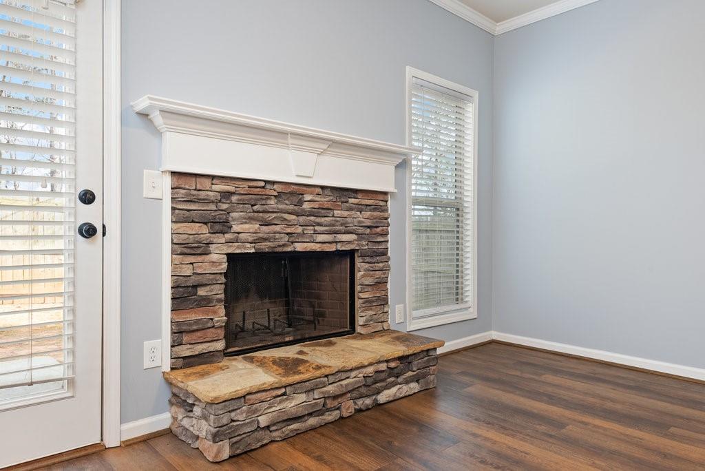 154 Cypress Court Canton, GA 30115 - Photo 7 of 32