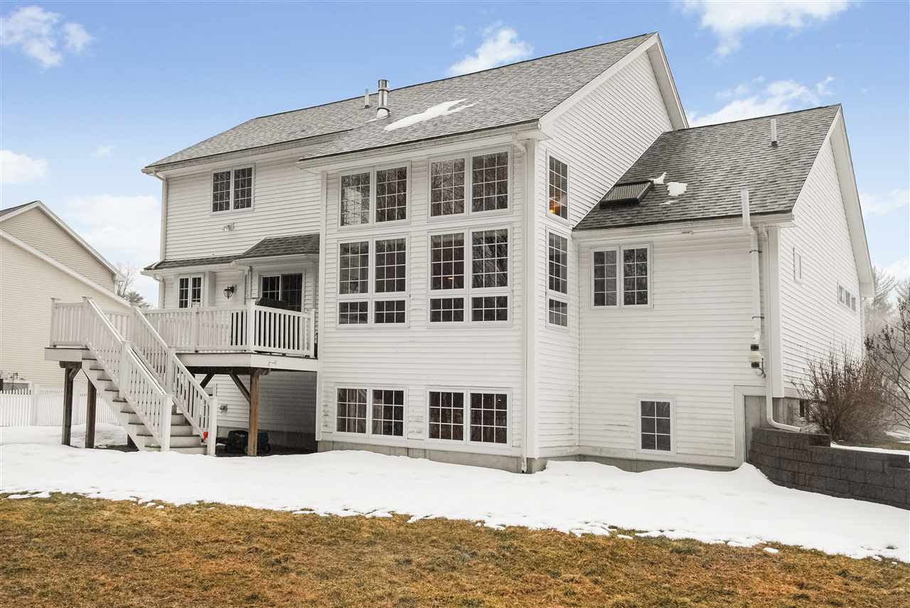17 Angela Lane Rochester, NH 03867 - Photo 2 of 34