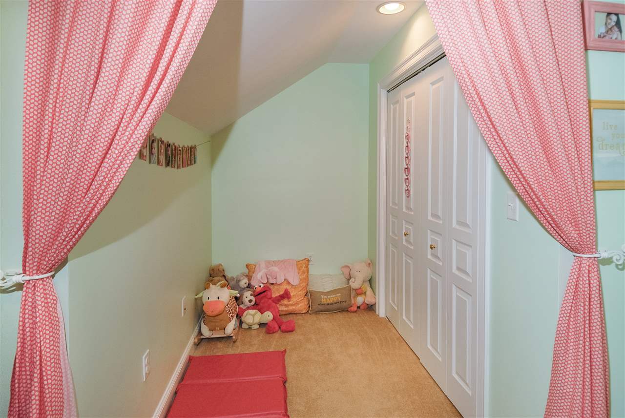 17 Angela Lane Rochester, NH 03867 - Photo 21 of 34