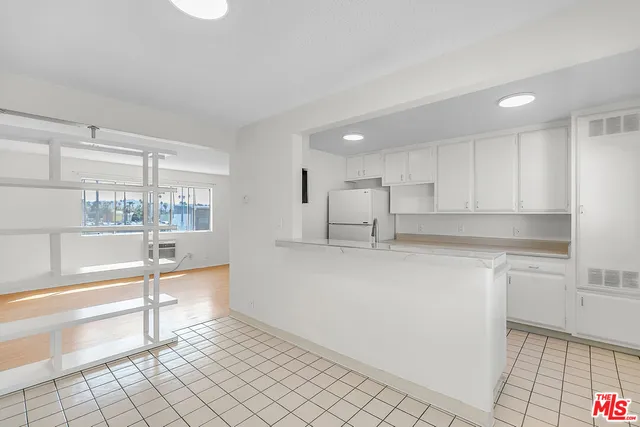 $2,295 | 5524 Elmer Avenue, Unit 2, North Hollywood, CA 91601