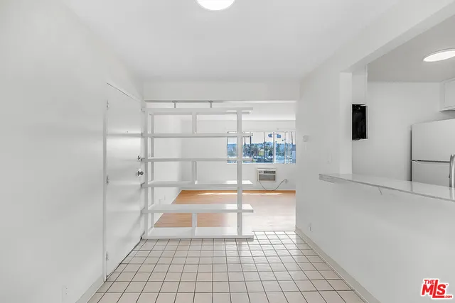 $2,295 | 5524 Elmer Avenue, Unit 2, North Hollywood, CA 91601