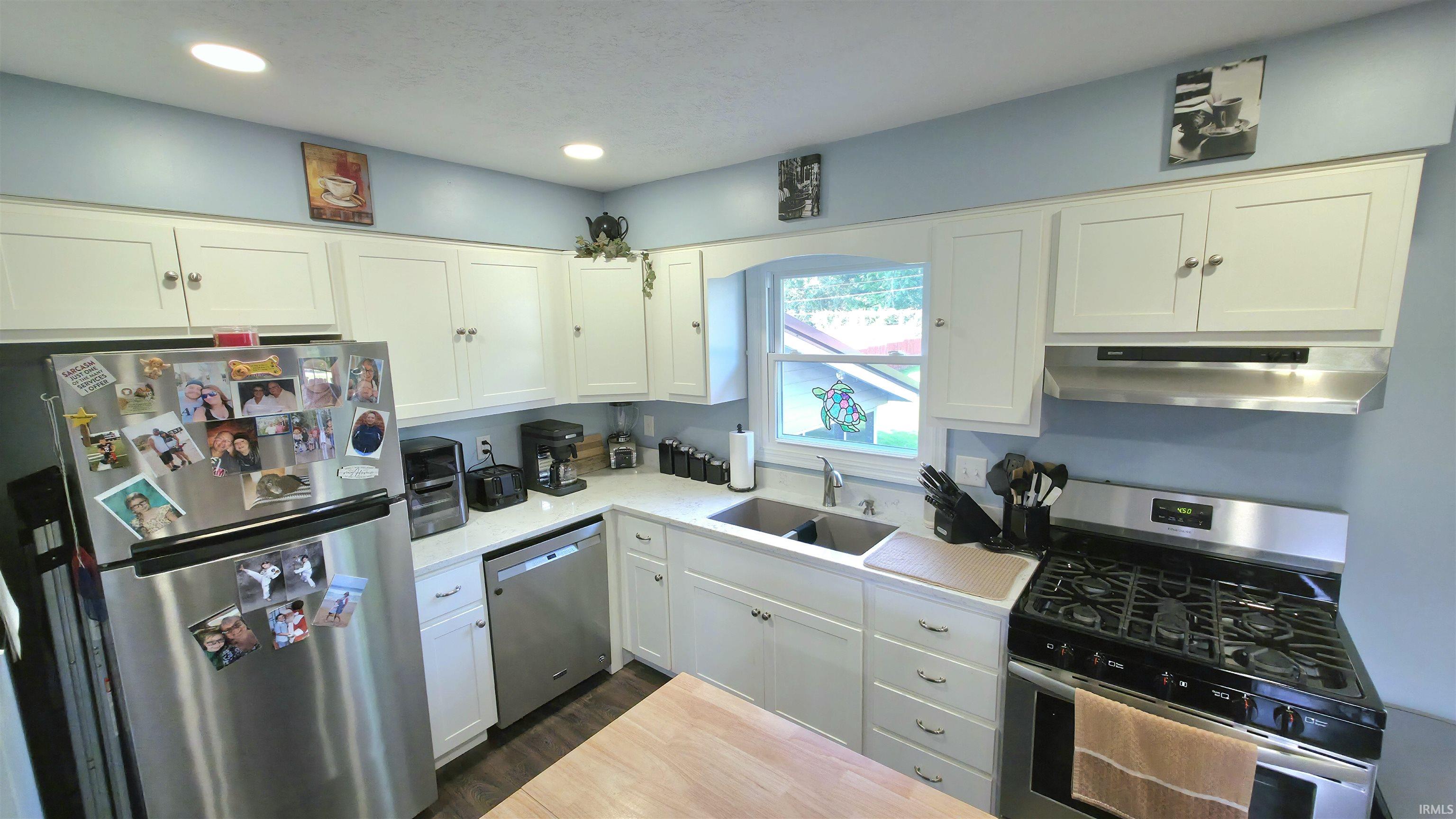 21539 Kern Road South Bend, IN 46614 - Photo 5 of 34