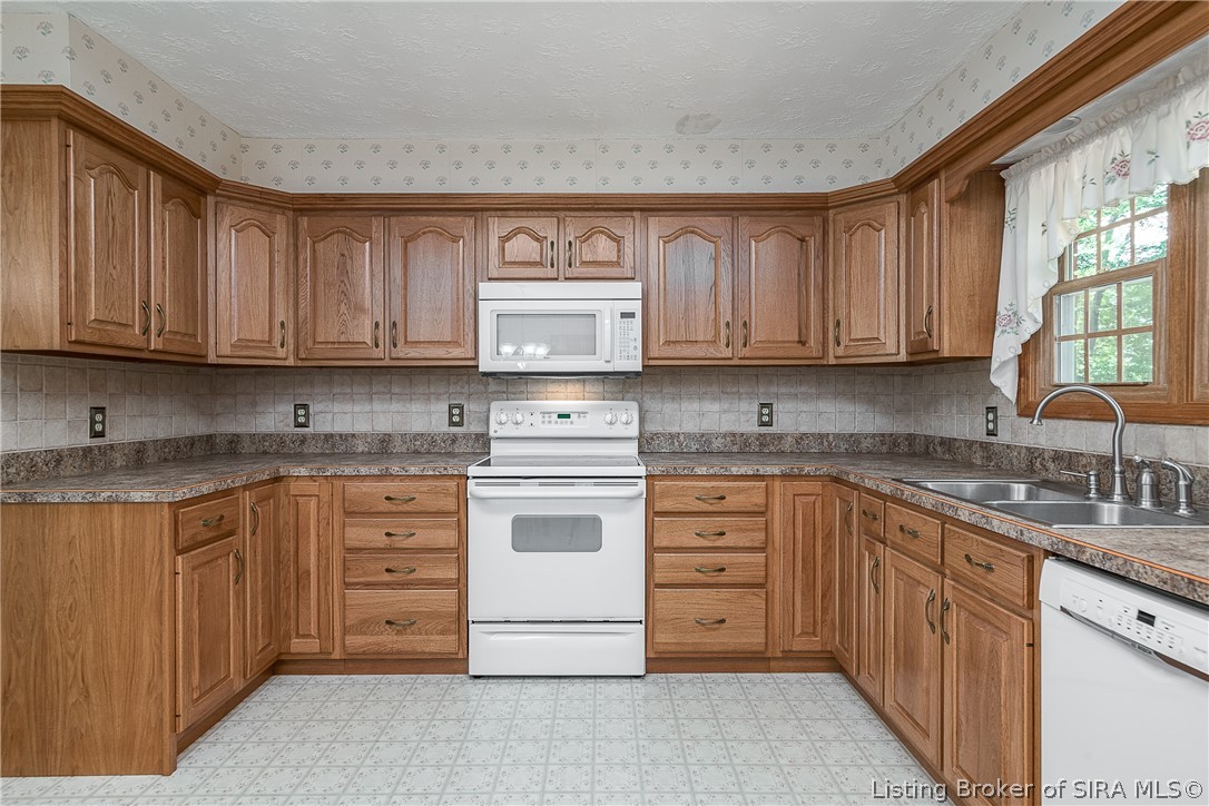4200 Evans Jacobi Road Georgetown, IN 47122 - Photo 12 of 23