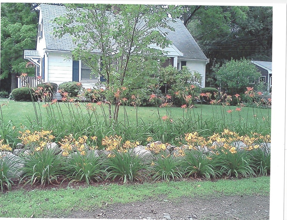 6 Paradise Road Ipswich, MA 01938 - Photo 1 of 30 Gallery Image 1