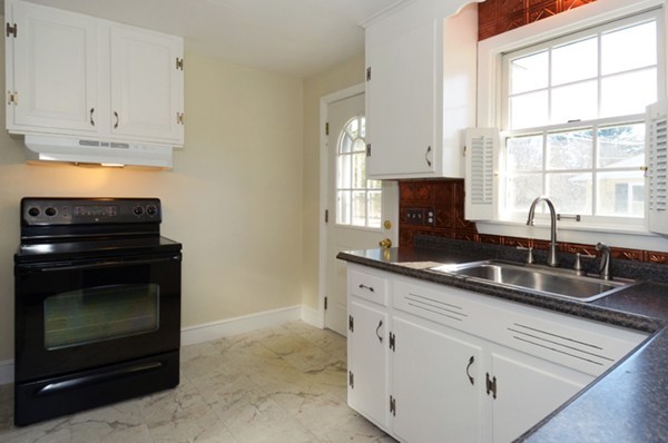 6 Paradise Road Ipswich, MA 01938 - Photo 20 of 30 Gallery Image 20