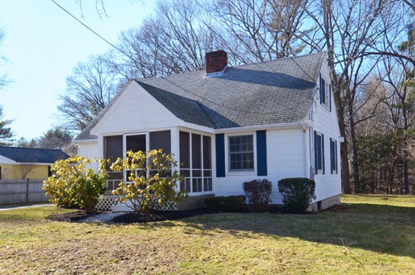 6 Paradise Road Ipswich, MA 01938 - Photo 5 of 30 Gallery Image 5