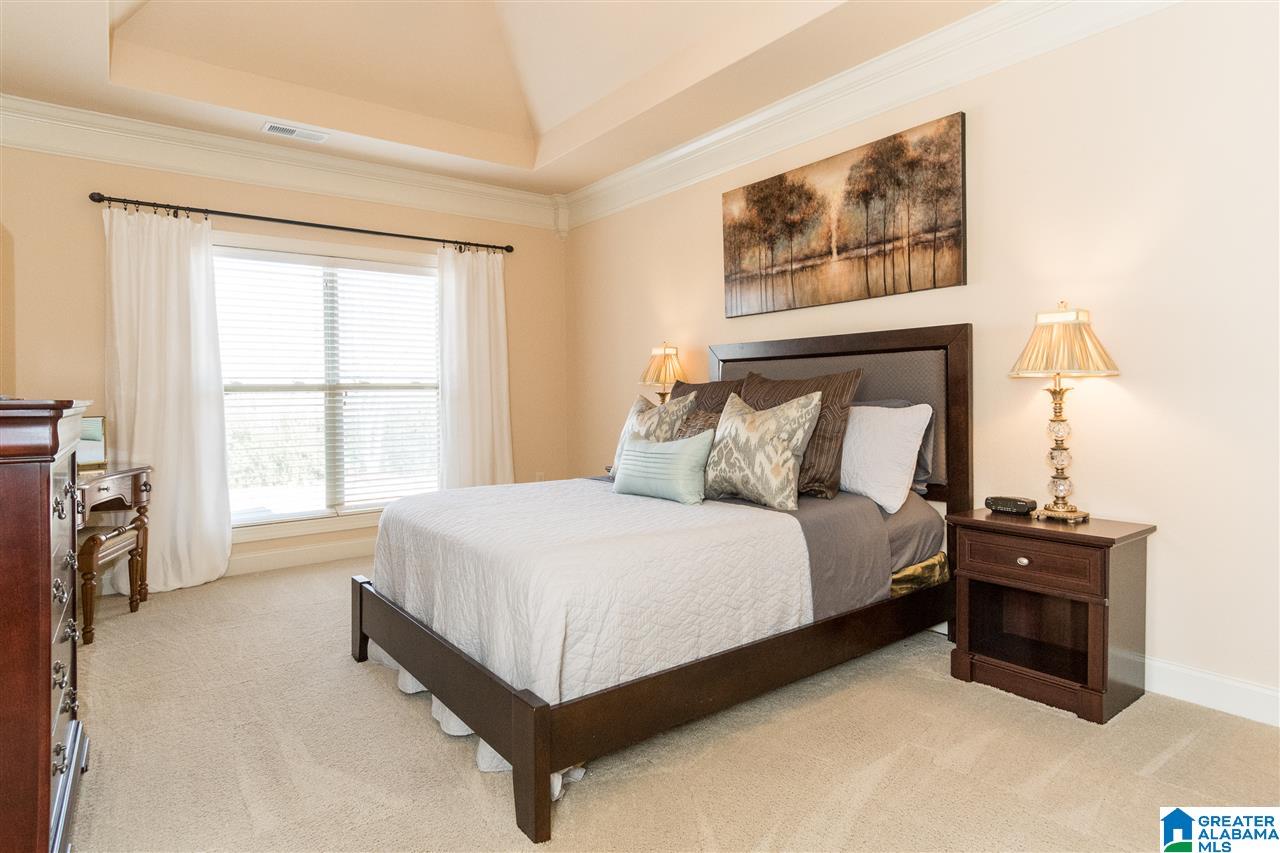 260 Strathaven Lane Pelham, AL 35124 - Photo 21 of 37