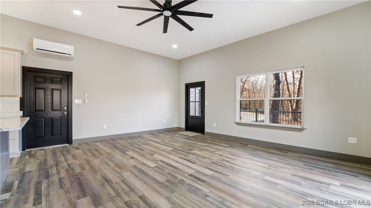 275 Summer Place Road Camdenton, MO 65020 - Photo 11 of 31