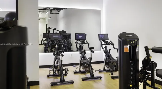 $3,133 | 11200 Biscayne Boulevard, Unit B1 2, Miami, FL 33181