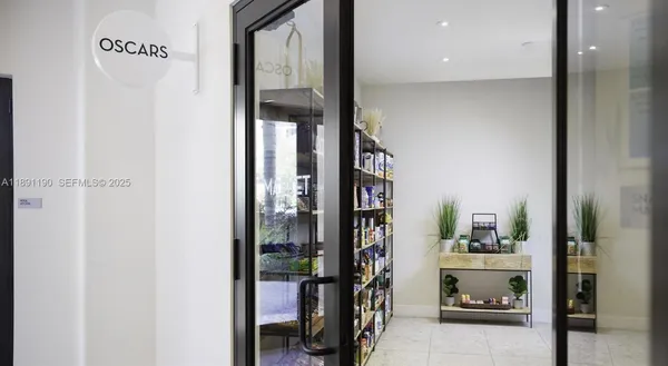 $2,996 | 11200 Biscayne Boulevard, Unit B1 2, Miami, FL 33181