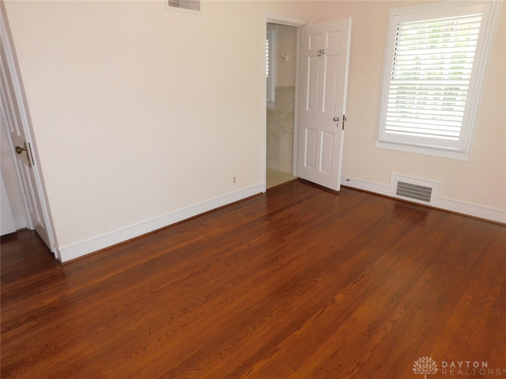 2401 Signal Hill Road Springfield, OH 45504 - Photo 10 of 40