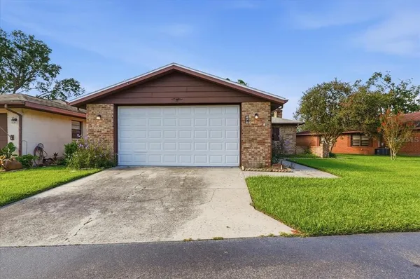 $275,000 | 478 Lake Carolyn Circle, Lakeland, FL 33813