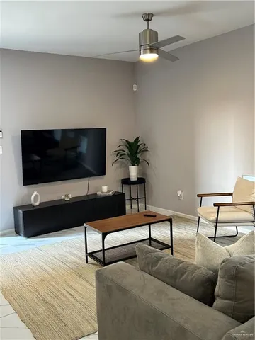 $1,800 | 1320 East Camellia Avenue, Unit A, McAllen, TX 78501